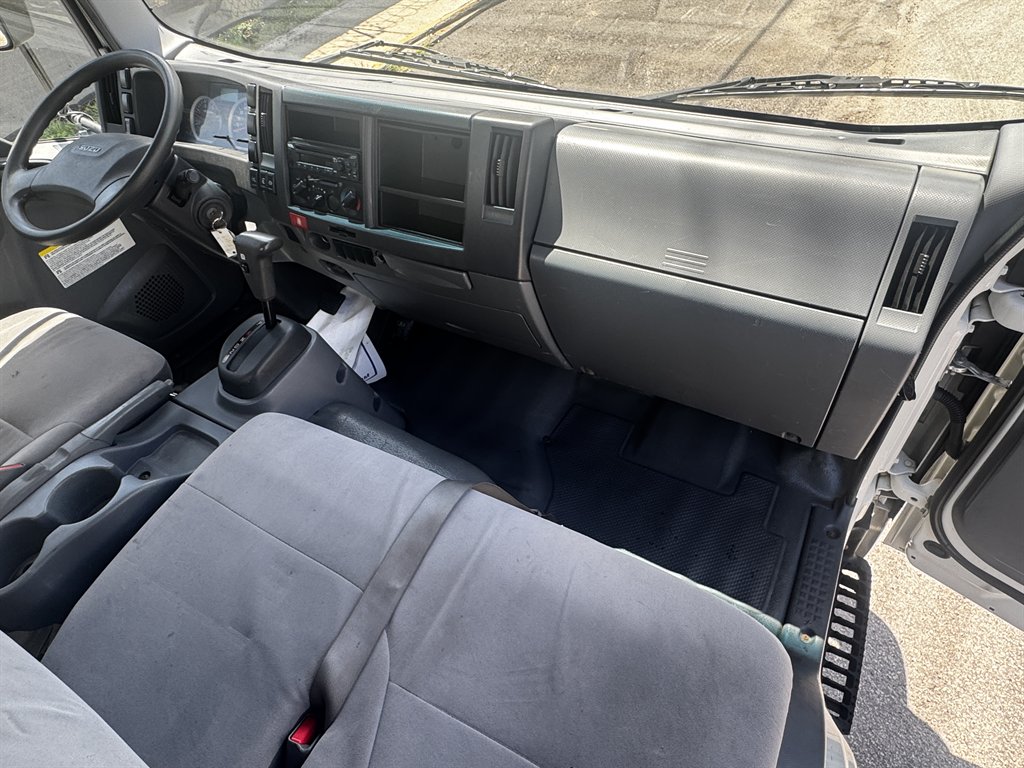 2019 Isuzu Nrr - $29,995