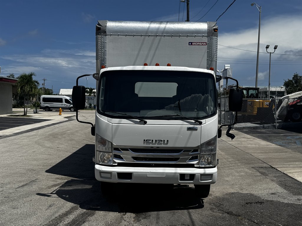 2019 Isuzu Nrr - $29,995