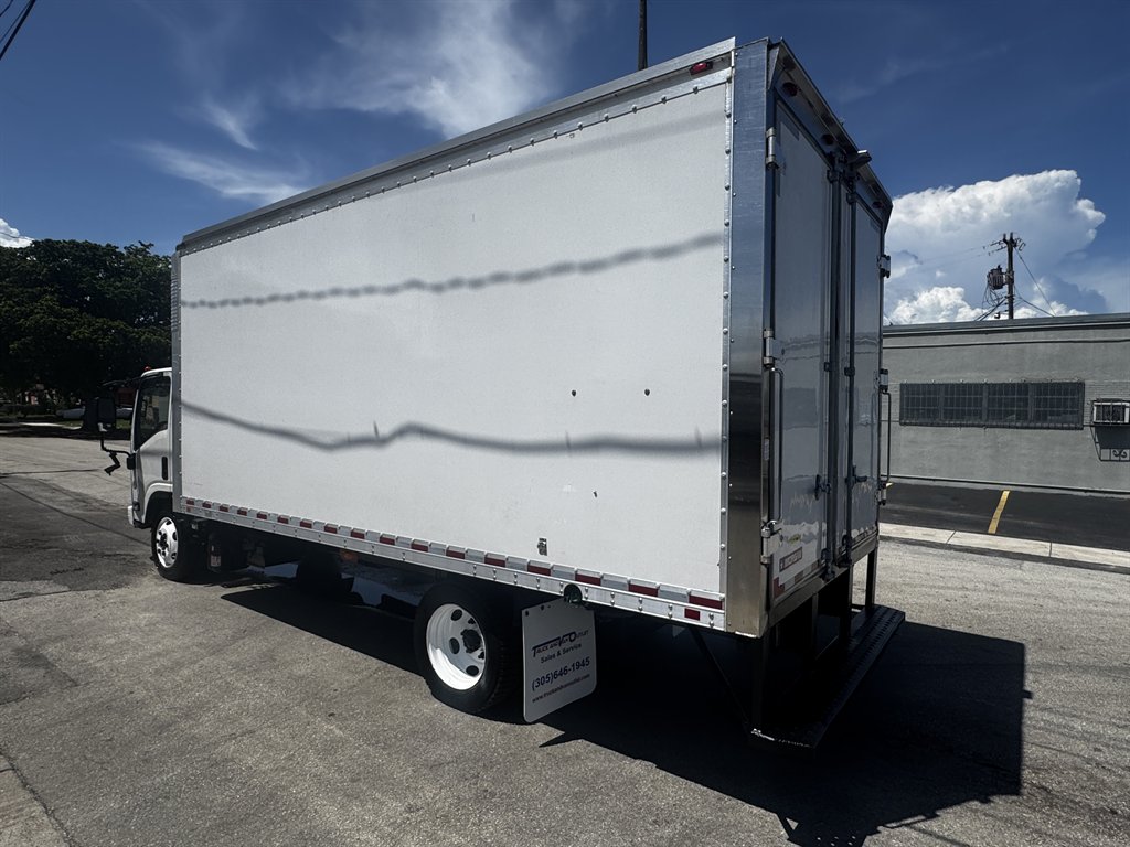 2019 Isuzu Nrr - $29,995
