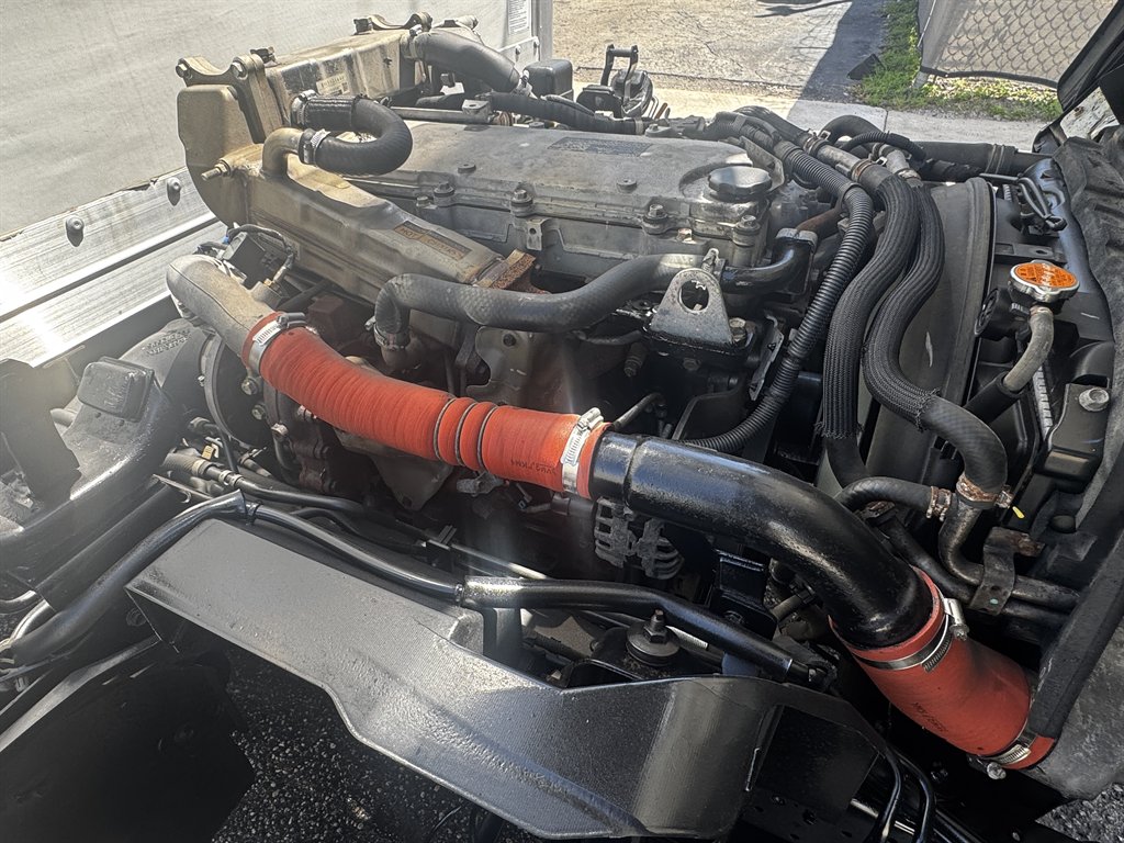 2019 Isuzu Nrr - $29,995