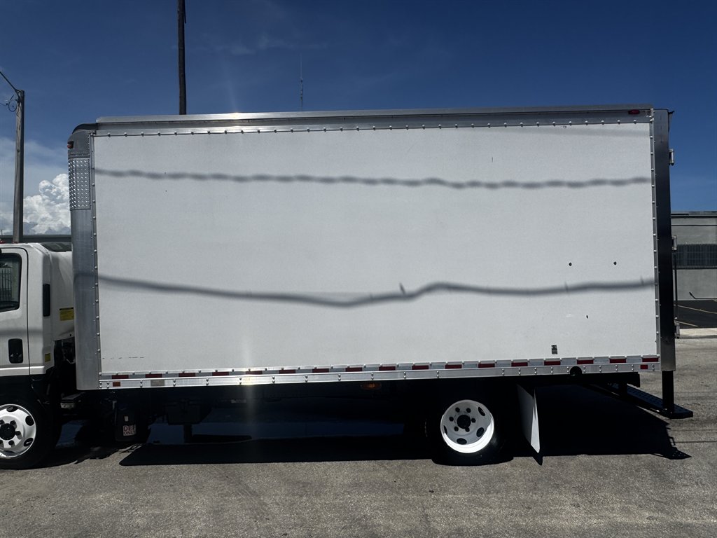 2019 Isuzu Nrr - $29,995