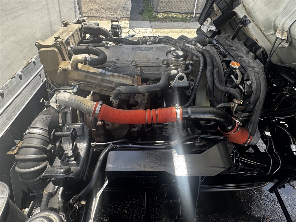 2019 Isuzu Nrr - $29,995