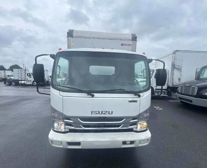 2019 Isuzu NRR - $31,995