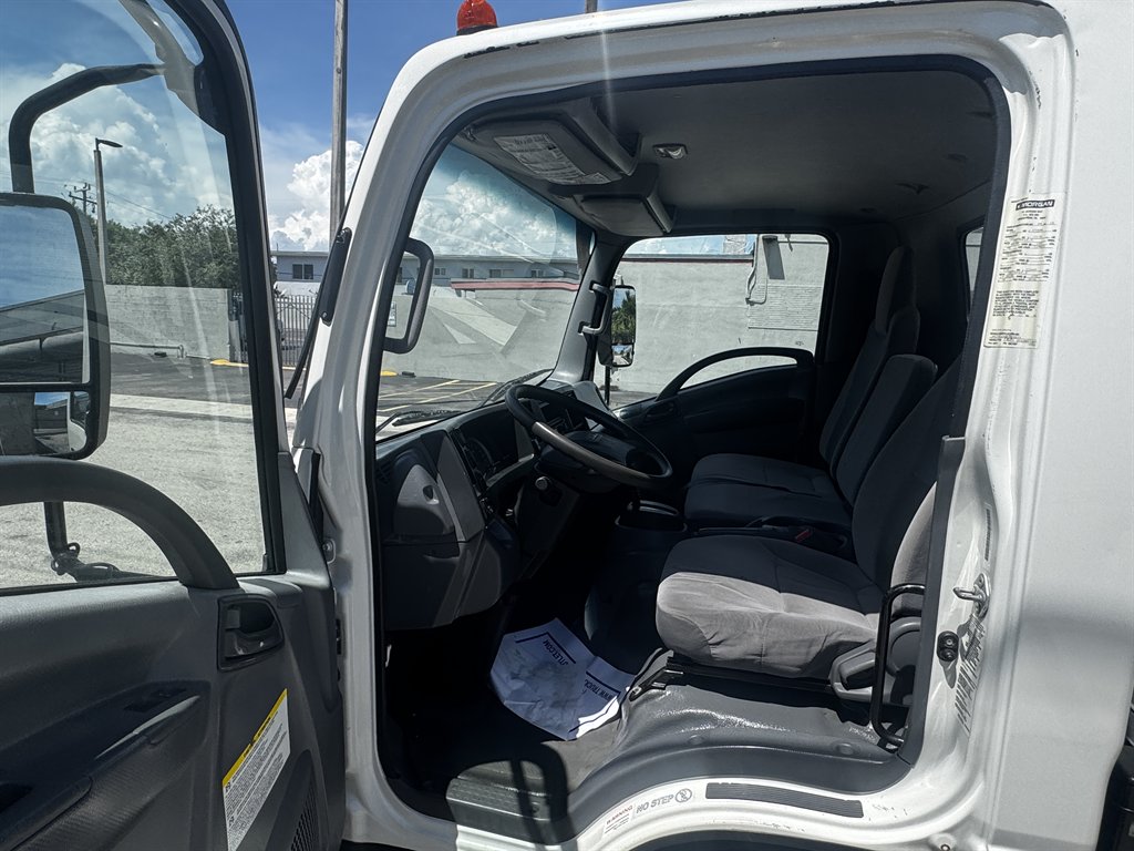 2019 Isuzu Nrr - $29,995