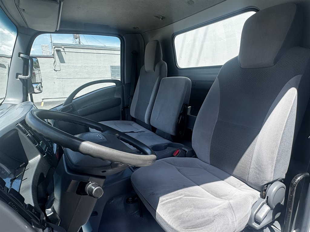 2019 Isuzu Nrr - $29,995