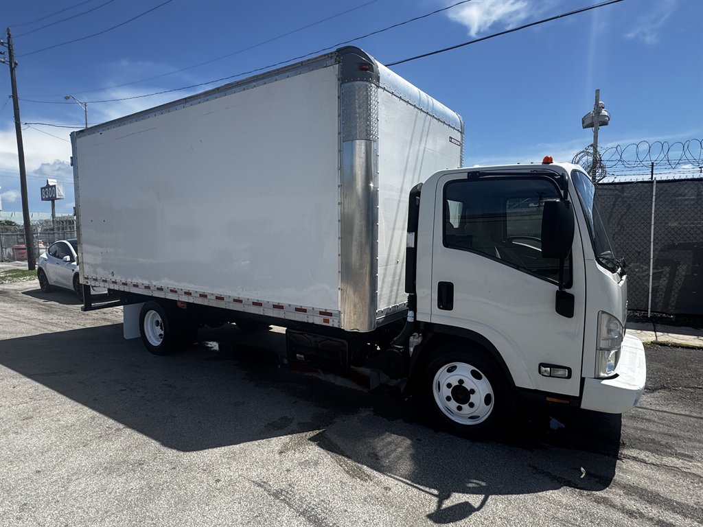 2019 Isuzu Nrr - $29,995