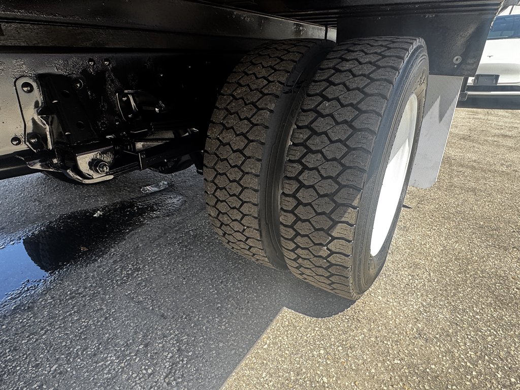 2019 Isuzu Nrr - $29,995