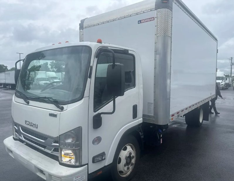 2019 Isuzu NRR - $31,995