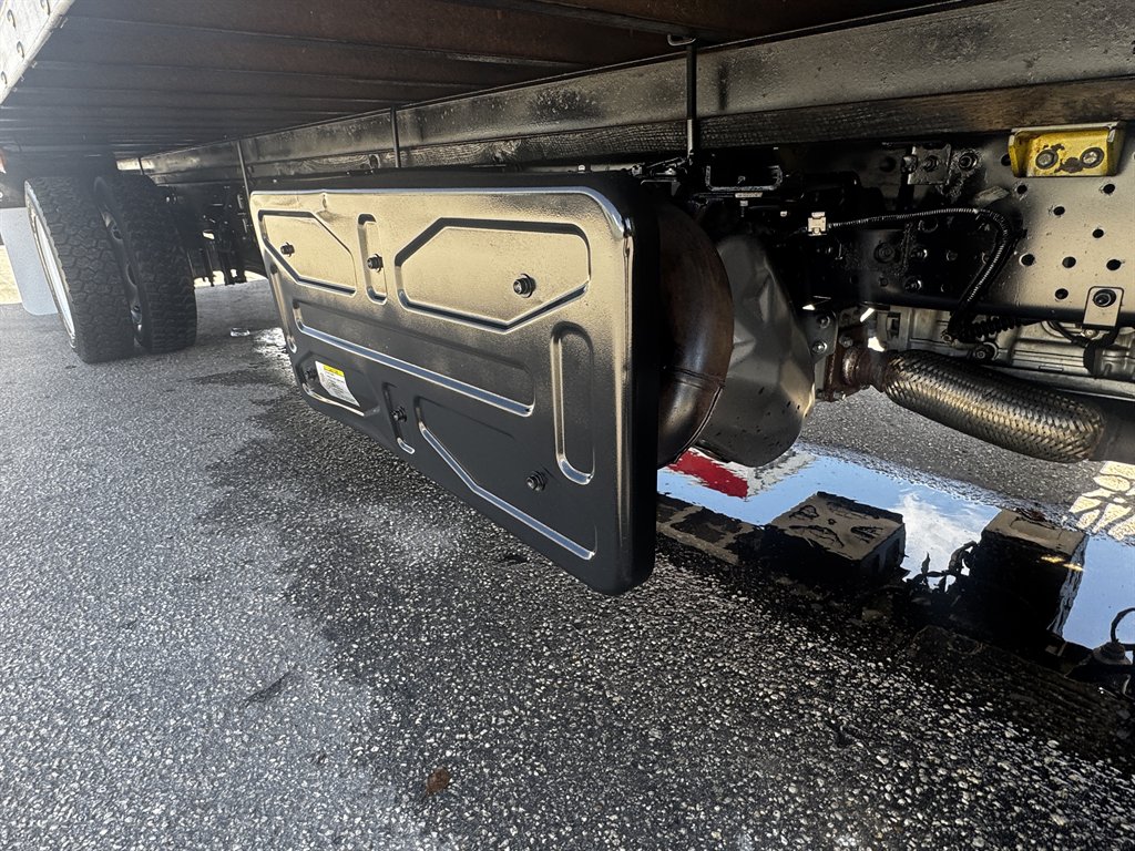 2019 Isuzu Nrr - $29,995