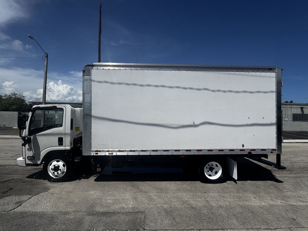 2019 Isuzu Nrr - $29,995