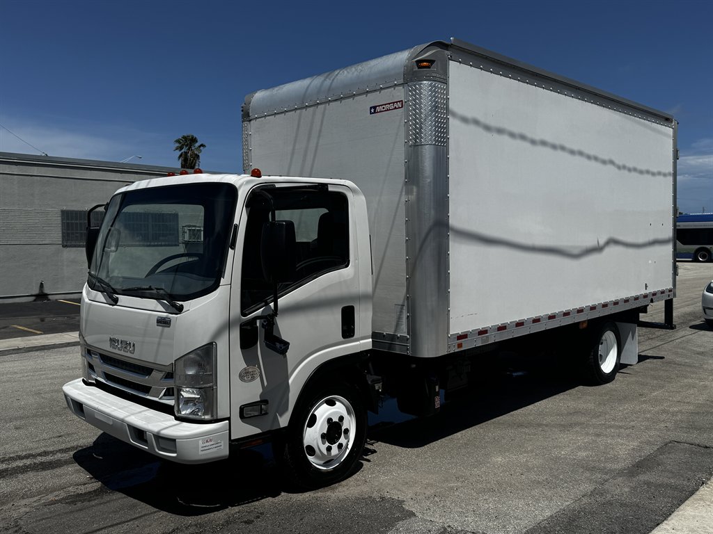 2019 Isuzu Nrr - $29,995