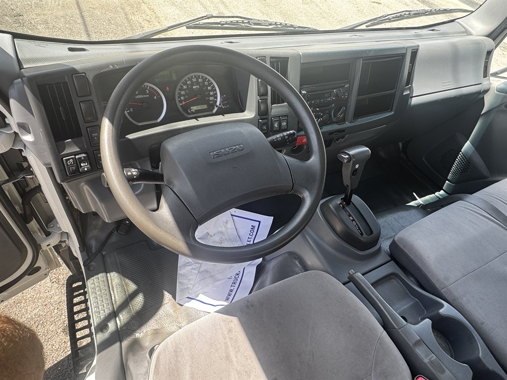 2019 Isuzu Nrr - $29,995