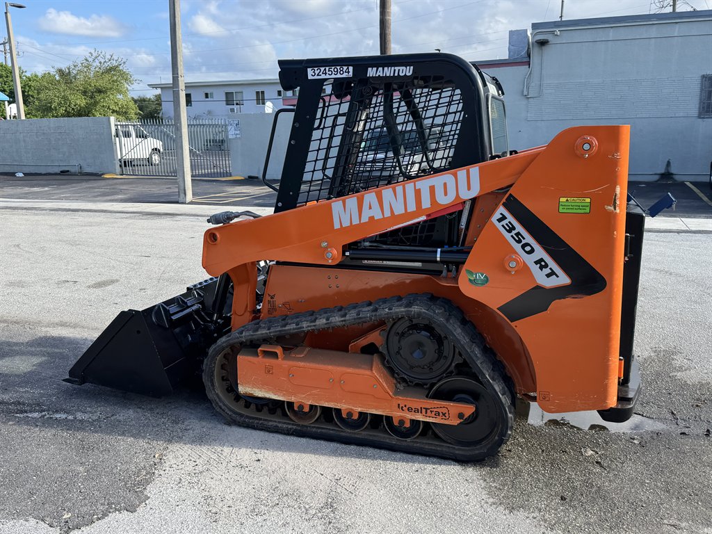 2022 Manitou 1350rt - $27,995