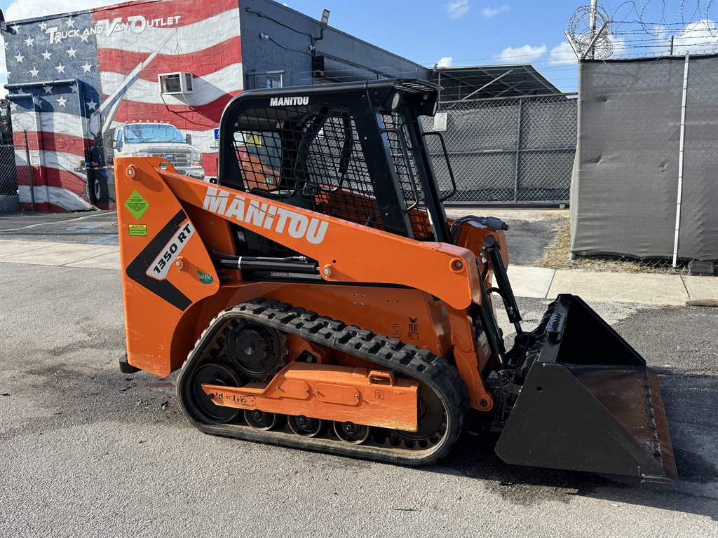 2022 Manitou 1350rt - $27,995