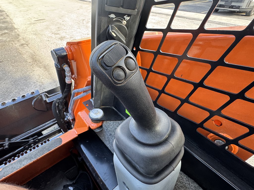 2022 Manitou 1350rt - $27,995
