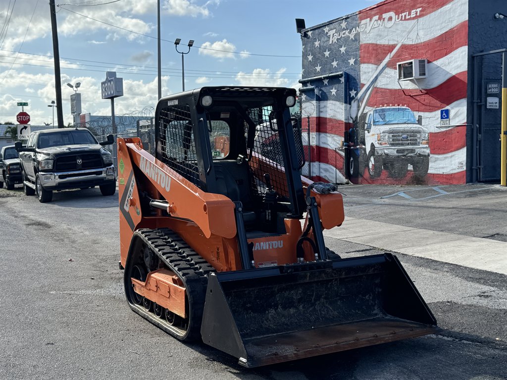 2022 Manitou 1350rt - $27,995