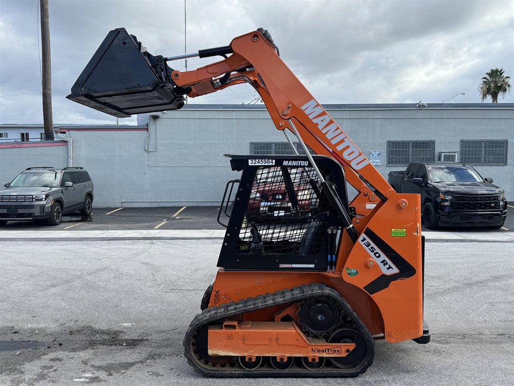 2022 Manitou 1350rt - $27,995