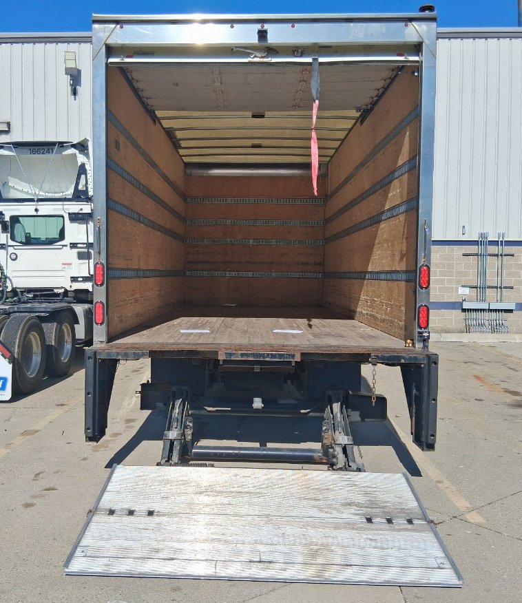 2019 Isuzu Nrr - $31,995