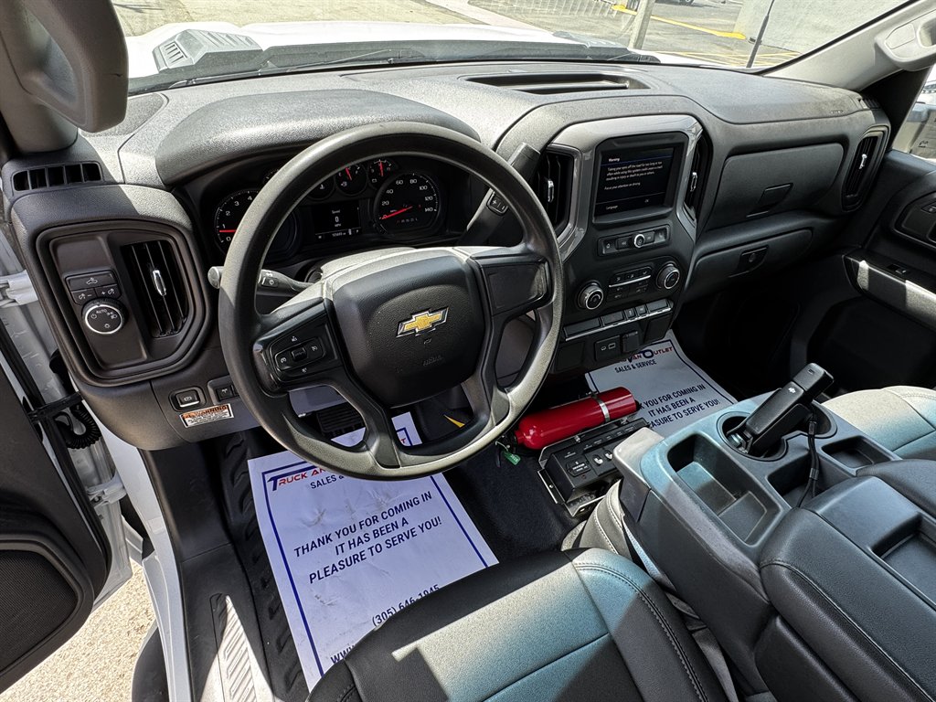 2022 Chevrolet Silverado Hd - $31,995