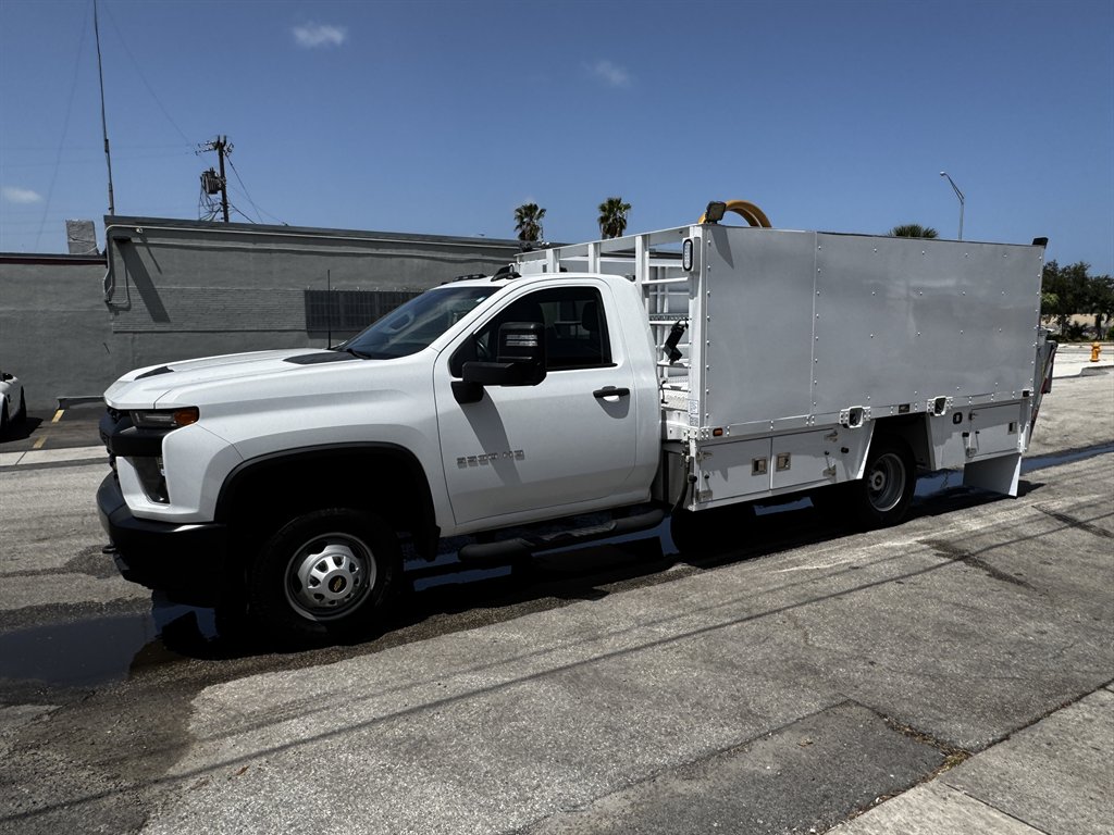 2022 Chevrolet Silverado Hd - $31,995