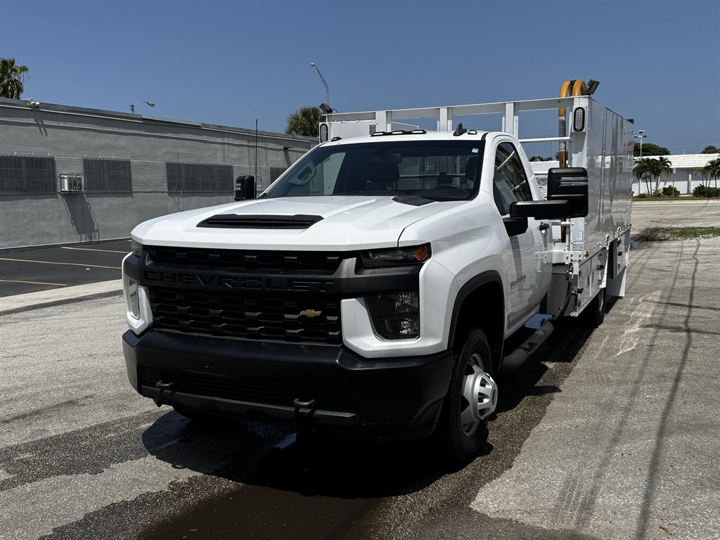 2022 Chevrolet Silverado Hd - $31,995