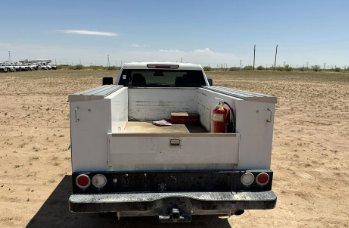 2024 GMC Sierra 3500hd C/C - $37,995