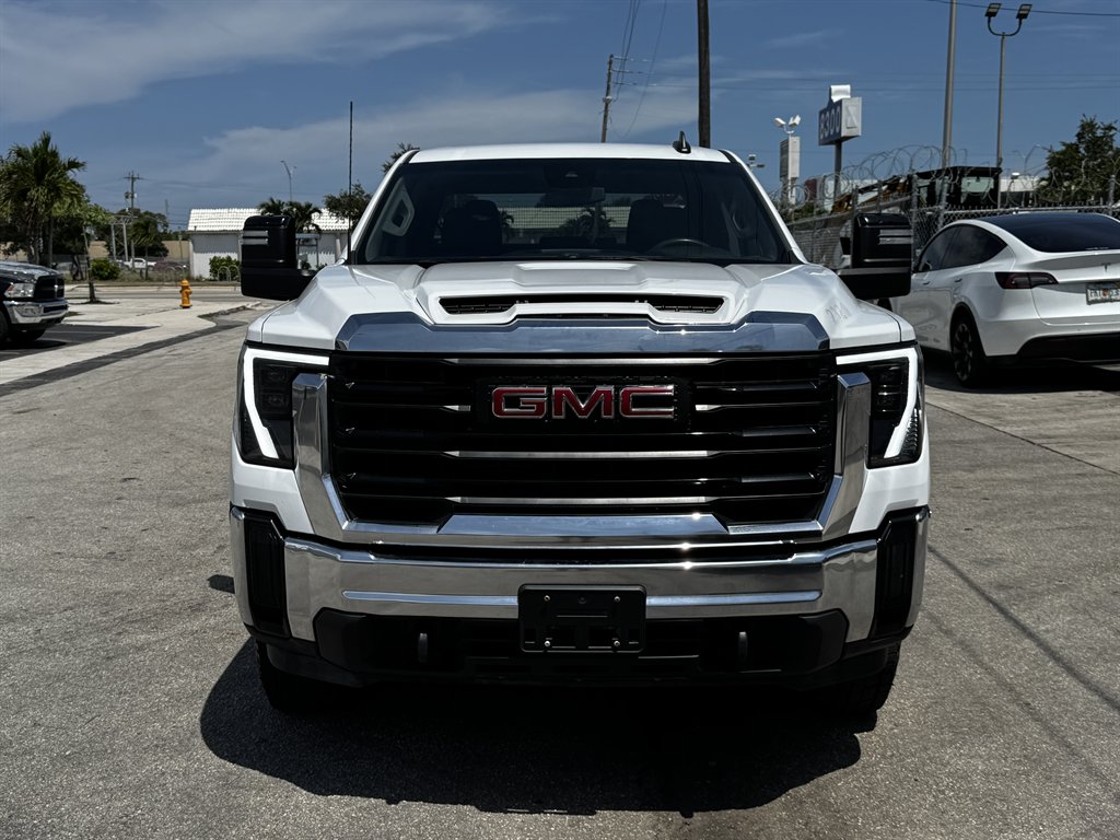 2024 GMC Sierra Hd - $37,995
