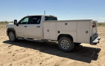 2024 GMC Sierra 3500hd C/C - $37,995