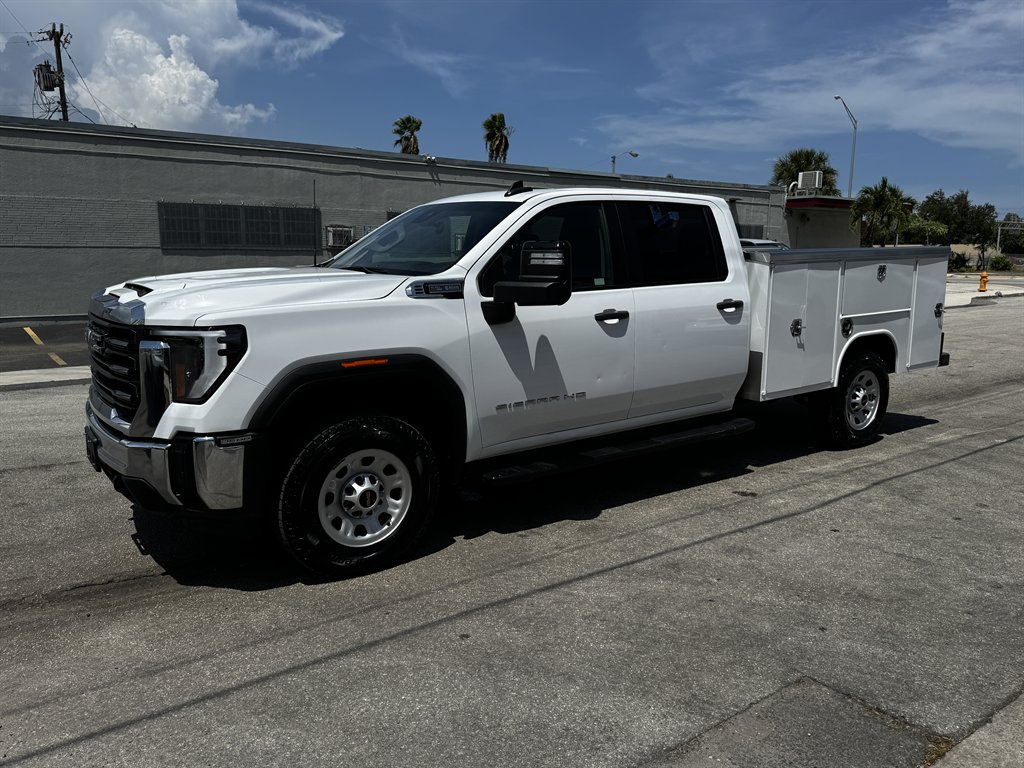 2024 GMC Sierra Hd - $37,995