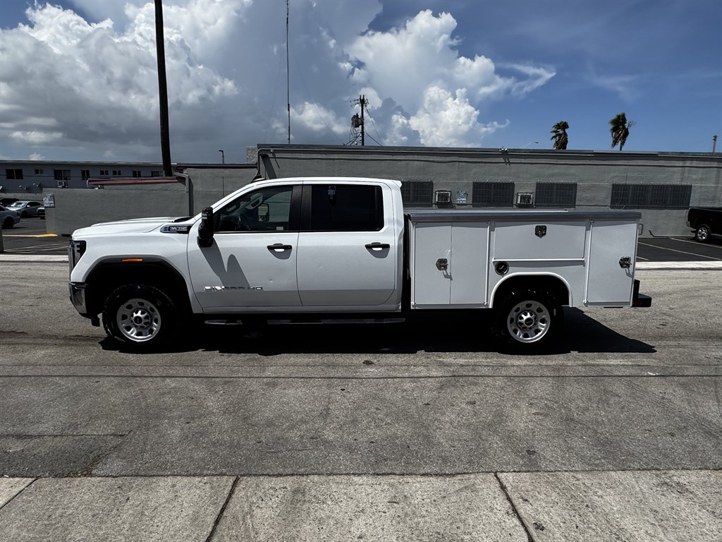 2024 GMC Sierra Hd - $37,995