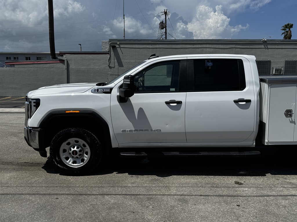 2024 GMC Sierra Hd - $37,995