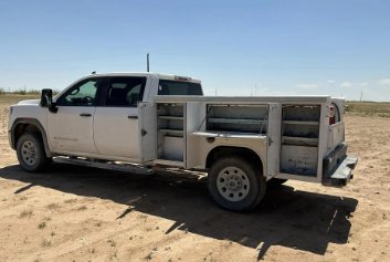 2024 GMC Sierra 3500hd C/C - $37,995