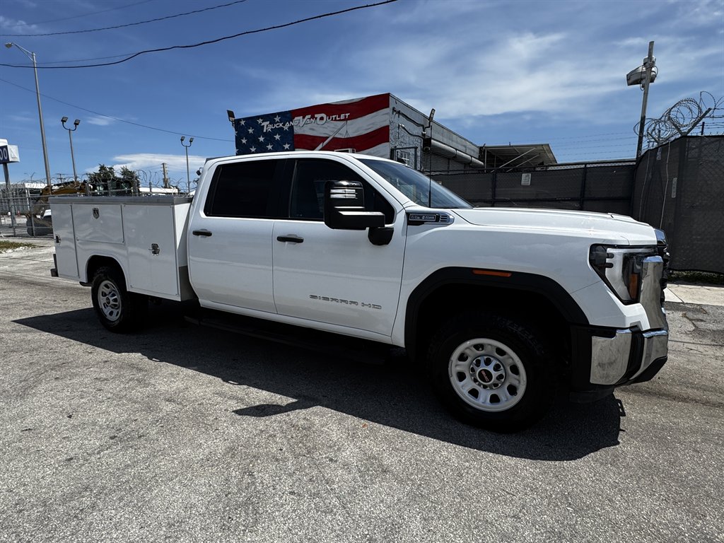 2024 GMC Sierra Hd - $37,995
