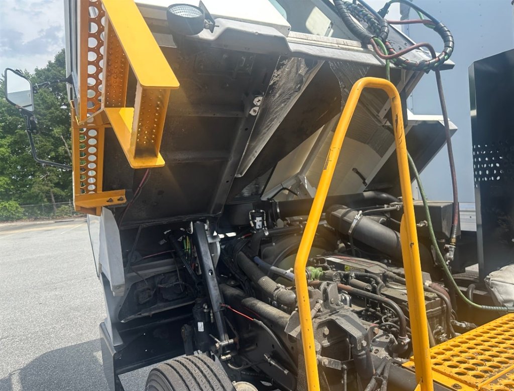 2018 Kalmar Ottawa T2 - $37,495