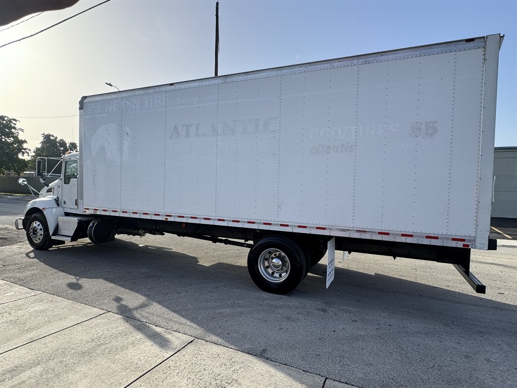 2020 Kenworth T370 - $31,995