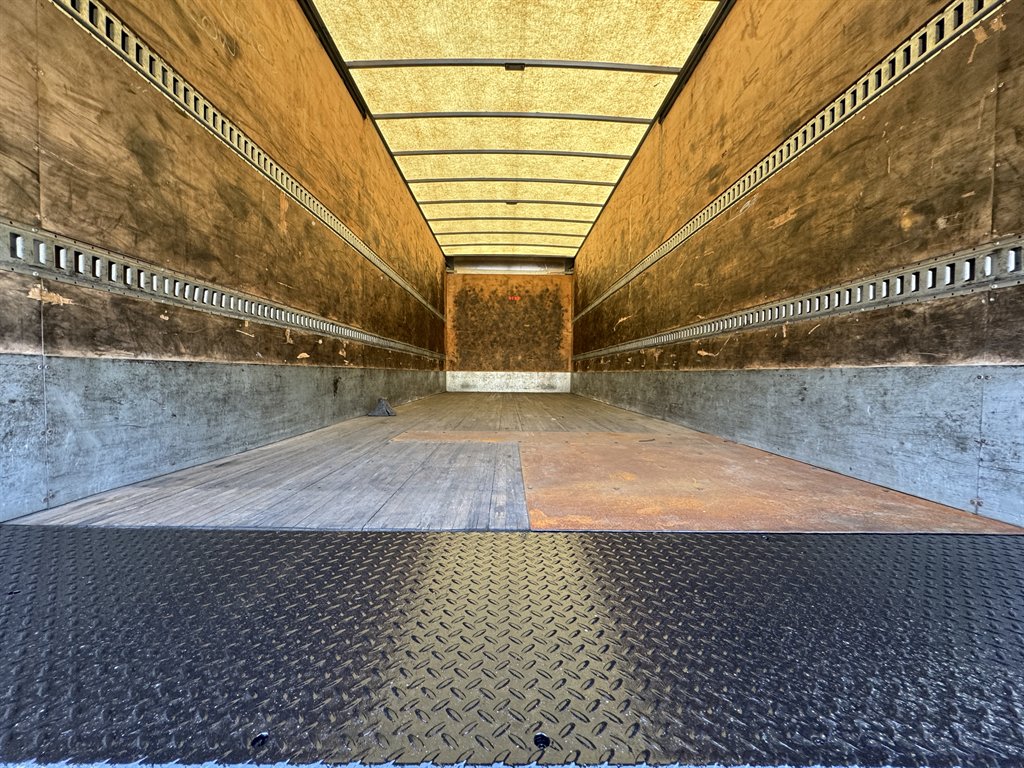 2020 Kenworth T370 - $31,995