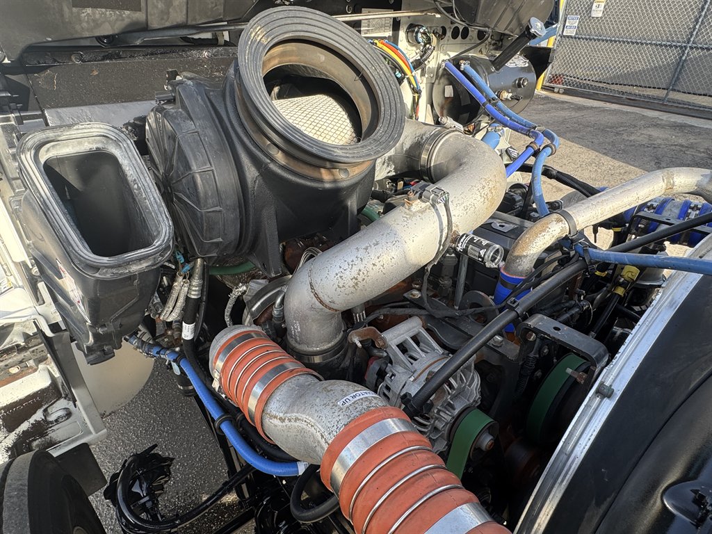 2020 Kenworth T370 - $31,995