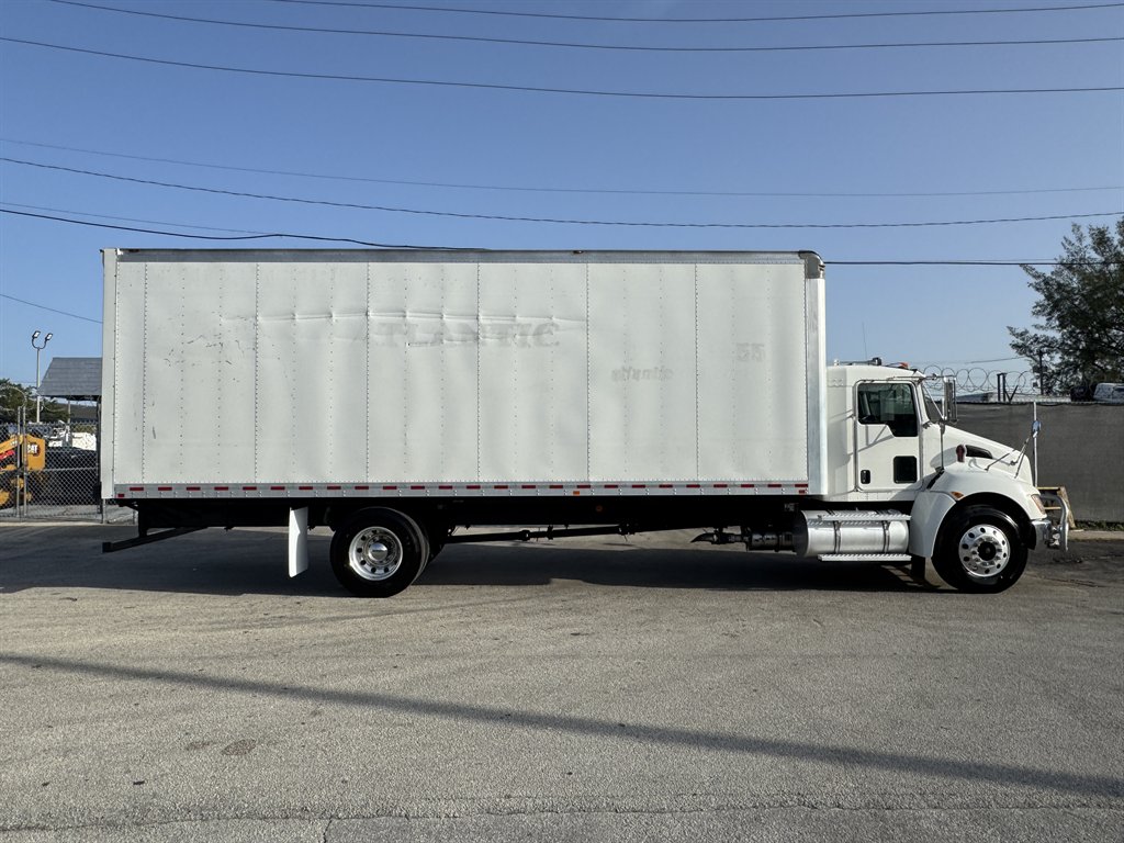 2020 Kenworth T370 - $31,995
