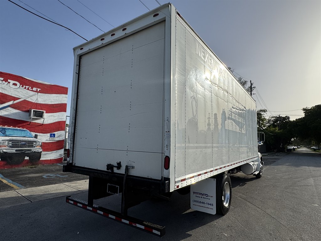 2020 Kenworth T370 - $31,995