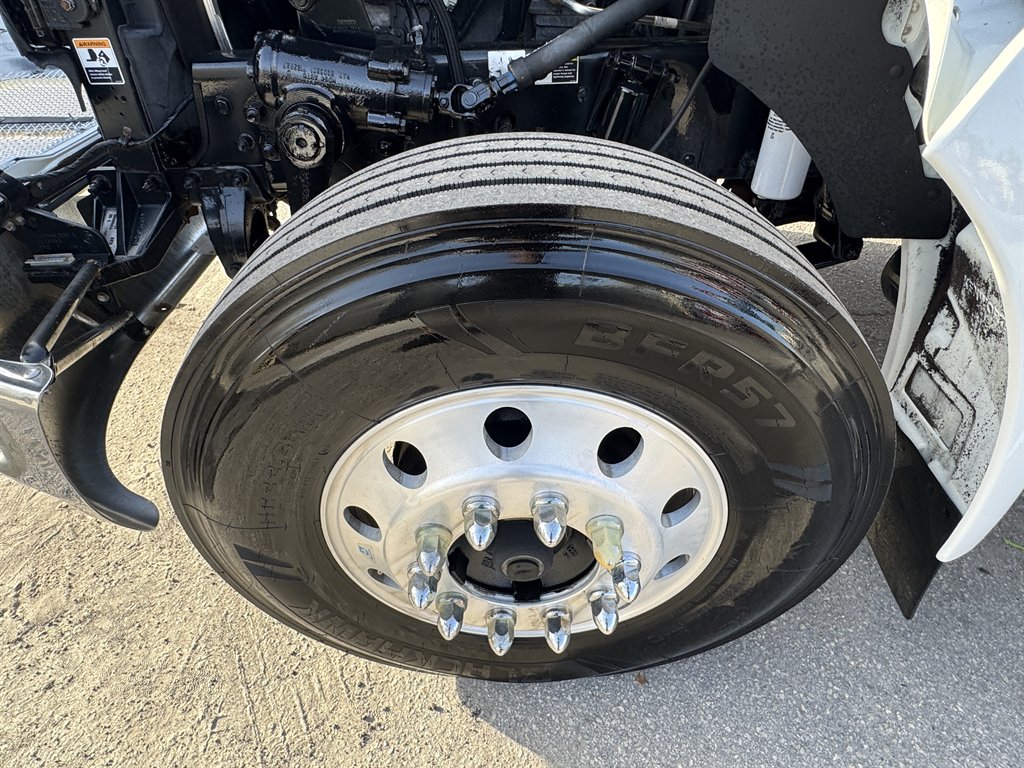 2020 Kenworth T370 - $31,995
