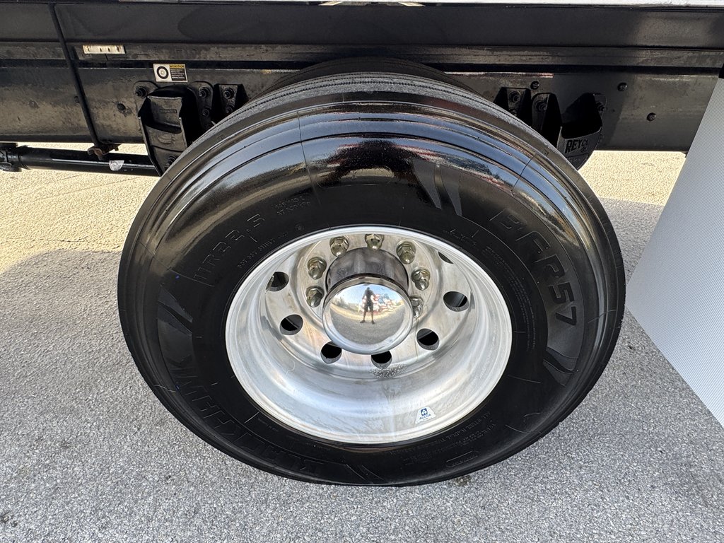 2020 Kenworth T370 - $31,995