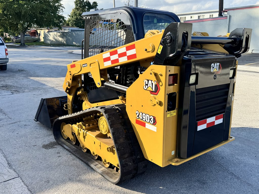2021 Caterpillar 249d3 - $31,495
