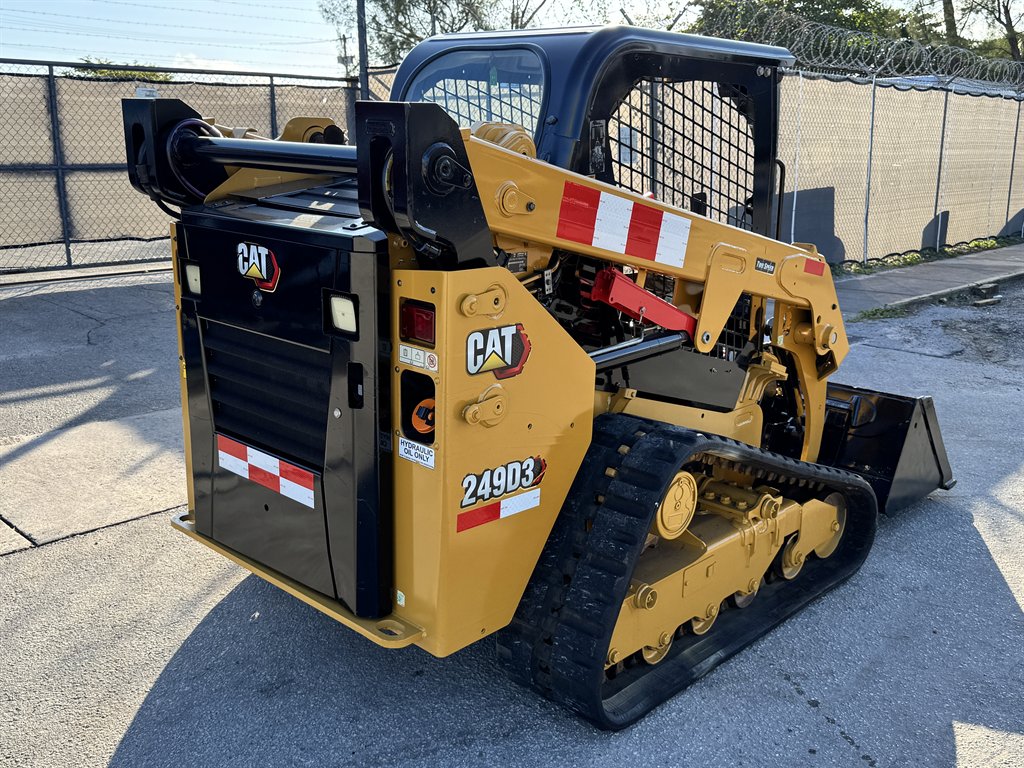 2021 Caterpillar 249d3 - $31,495