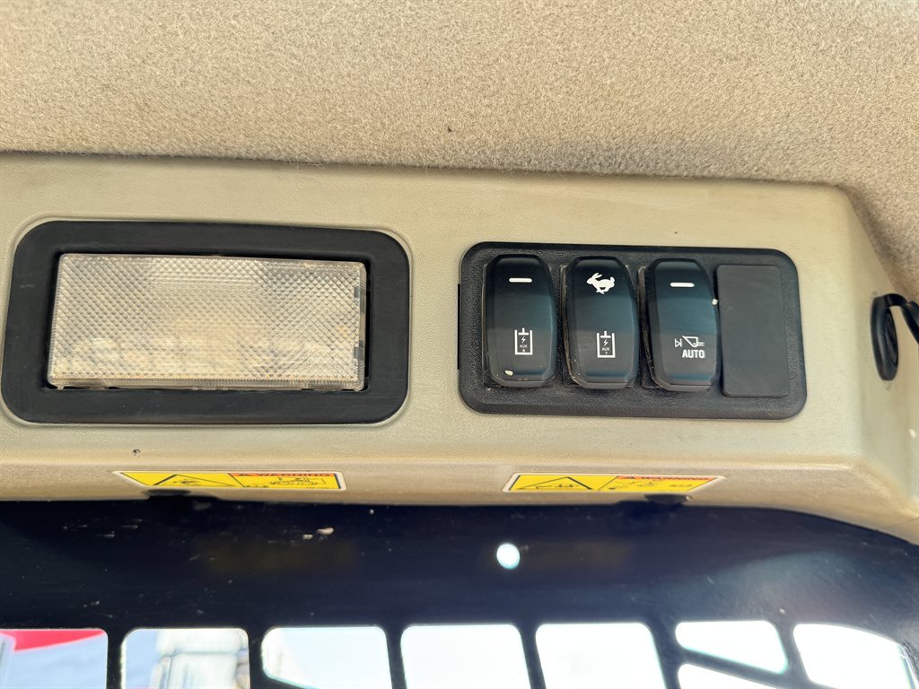 2021 Caterpillar 249d3 - $31,495