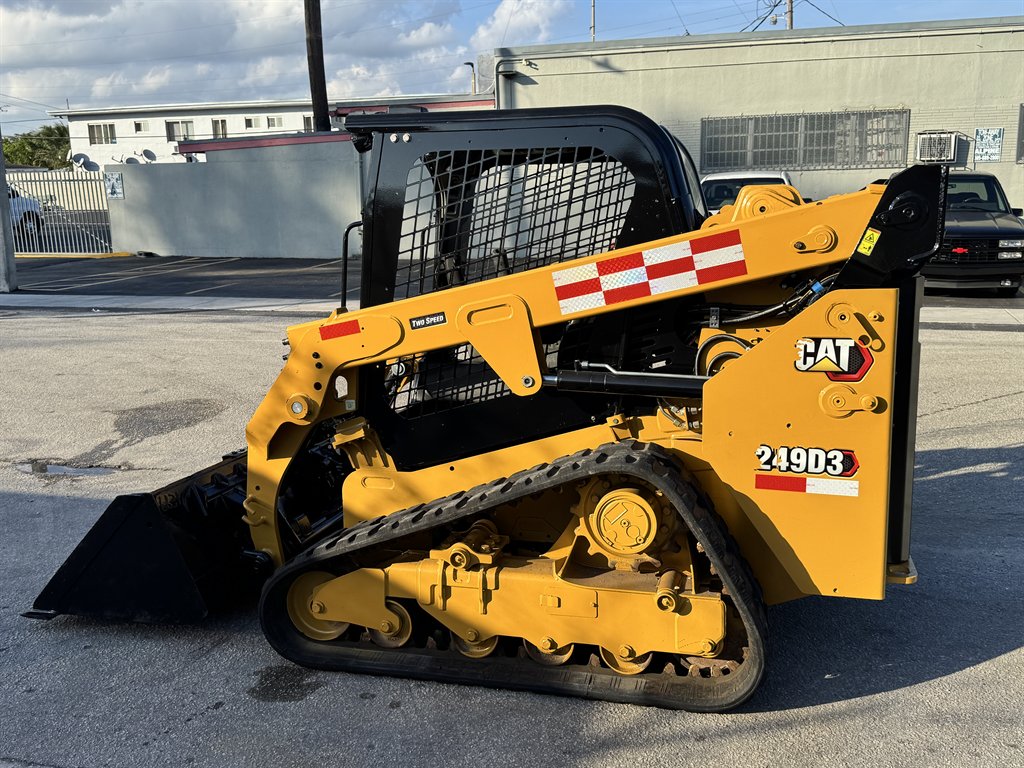 2021 Caterpillar 249d3 - $31,495