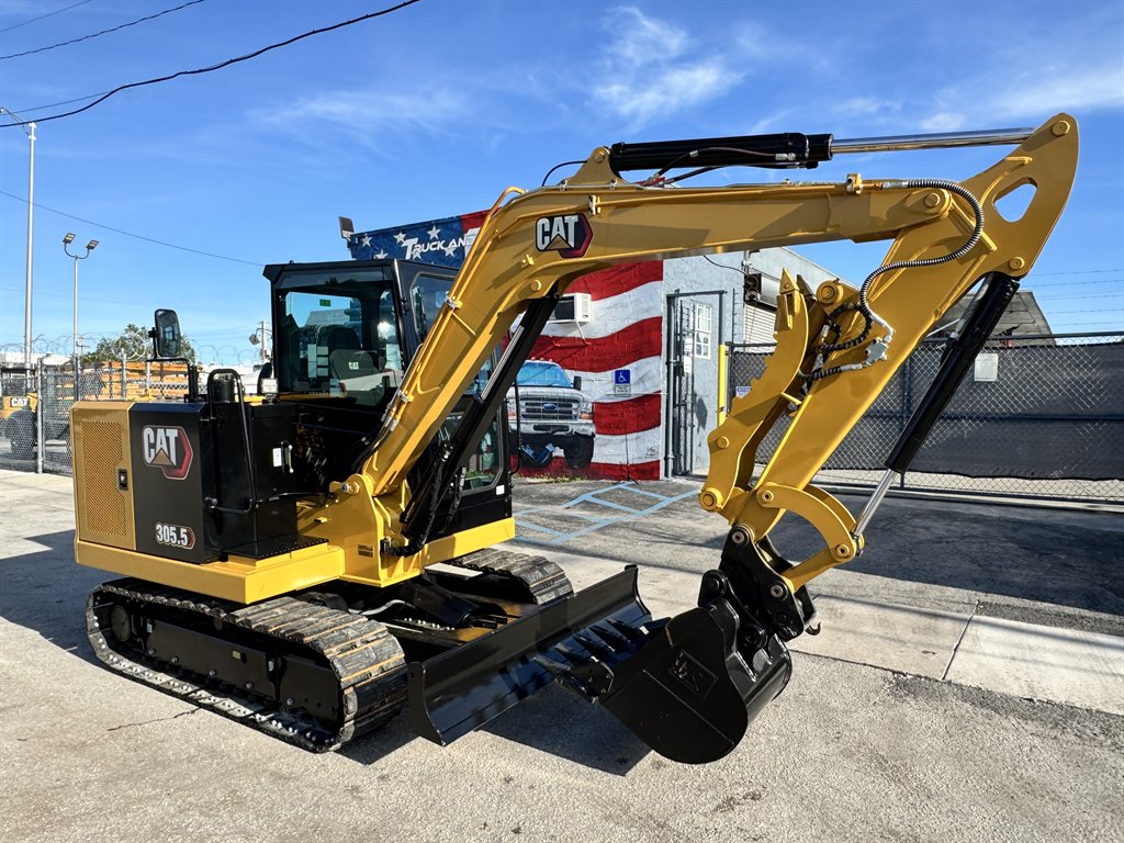 2025 Caterpillar 305.5 E2 CR - $71,995