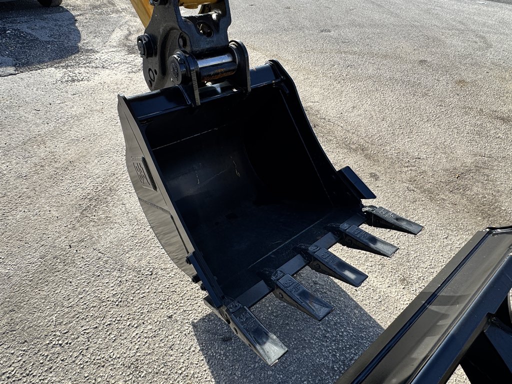 2025 Caterpillar 305.5 E2 CR - $71,995