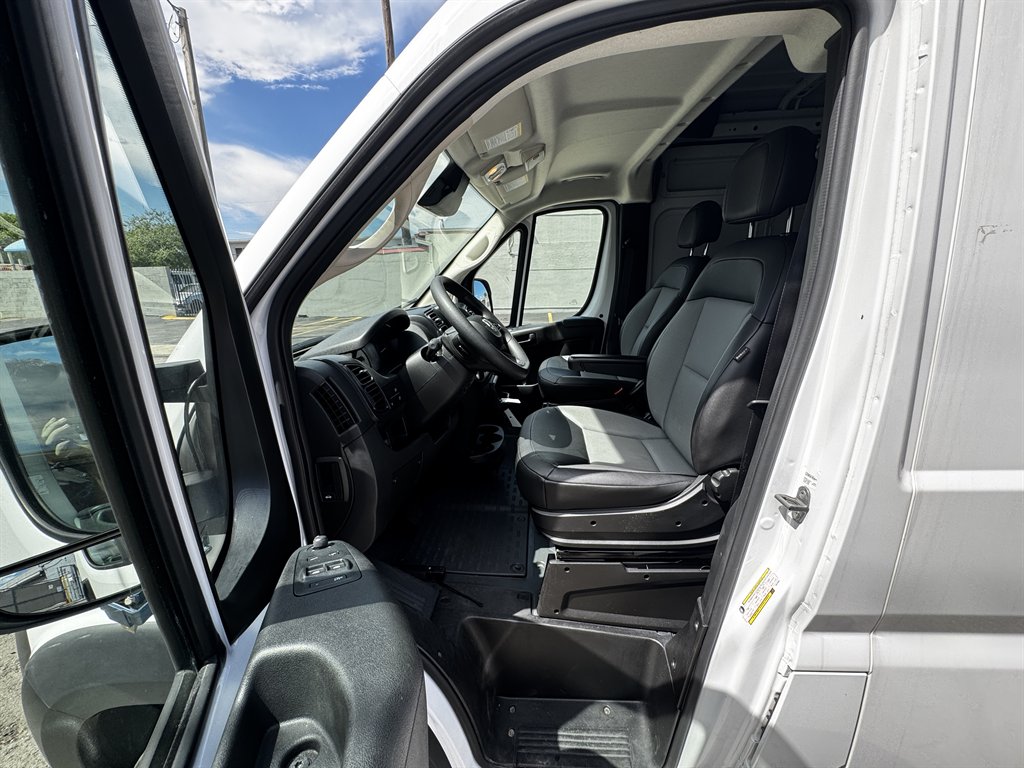 2025 Ram ProMaster 2500 - $35,995