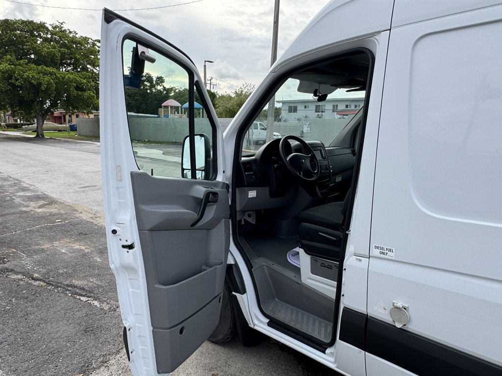2018 Freightliner Sprinter - $36,995