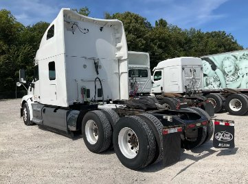 2020 Peterbilt 579 - $35,995